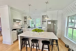 18 Englewood Rd, Norwalk, CT 06853 - Photo 7