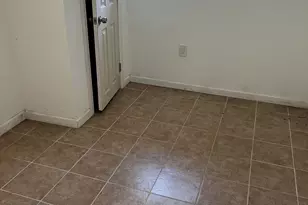 302 Dover St, Bridgeport, CT 06610 - Photo 15