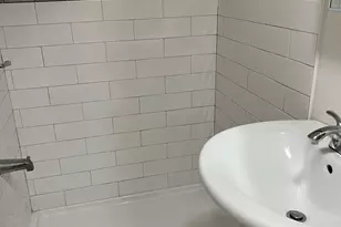 302 Dover St, Bridgeport, CT 06610 - Photo 13