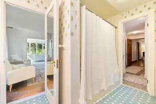 111 Bloomfield Ave, West Hartford, CT 06105 - Photo 31