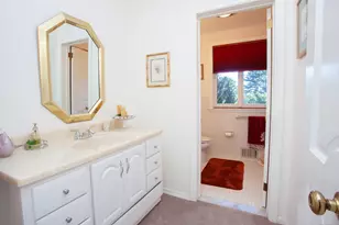 124 High Ridge Rd, West Hartford, CT 06117 - Photo 23