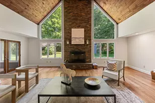 212 Fence Row Dr, Fairfield, CT 06824 - Photo 21