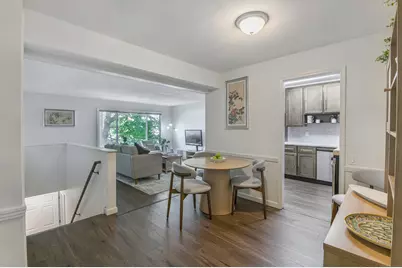 105 Olcott Way #105, Ridgefield, CT 06877 - Photo 5