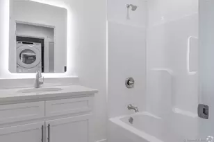 424 Main St, Middletown, CT 06457 - Photo 5