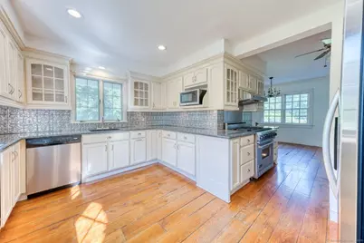 202 South Main Street, Manchester, CT 06040 - Photo 5