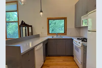 283 Ogden Street, New Haven, CT 06511 - Photo 5