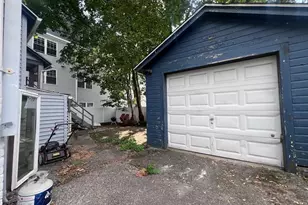 51 4th St, Stamford, CT 06905 - Photo 3