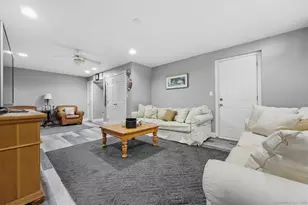 305 S Gate Ln, Fairfield, CT 06890 - Photo 31