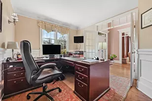 305 S Gate Ln, Fairfield, CT 06890 - Photo 5