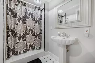 305 S Gate Ln, Fairfield, CT 06890 - Photo 33