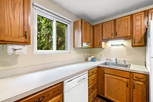 33 George Ave, Groton, CT 06340 - Photo 11