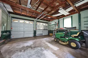 587 Shadduck Rd, Middlebury, CT 06762 - Photo 7