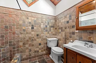 426 Jerome Ave, Burlington, CT 06013 - Photo 3