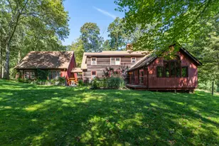 8 Butter Jones Rd, Chester, CT 06412 - Photo 5