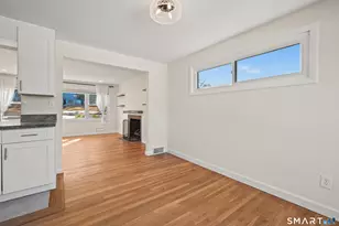 30 W Point Terrace, Simsbury, CT 06081 - Photo 9