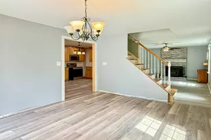 26 Kilmartin Ave, Bristol, CT 06010 - Photo 5