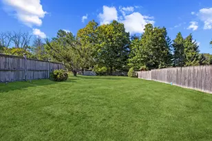 119 Bowman Dr, Greenwich, CT 06831 - Photo 31