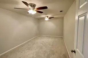 35 W Broad St, Stamford, CT 06902 - Photo 21