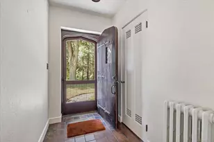 69 Peckham Ln, Killingly, CT 06239 - Photo 9