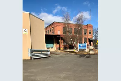 17 North Washington Street, Plainville, CT 06062 - Photo 1