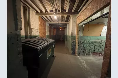 17 North Washington Street, Plainville, CT 06062 - Photo 7