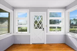 51 Thames St, New London, CT 06320 - Photo 7