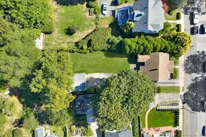 51 Thames Street, New London, CT 06320 - Photo 5