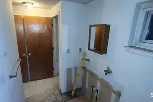 123 Blackstone Village, Meriden, CT 06450 - Photo 5