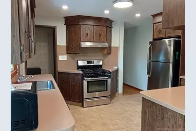 79 Sierra Street, Waterbury, CT 06704 - Photo 5