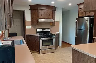 79 Sierra St, Waterbury, CT 06704 - Photo 5