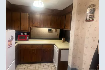 178 Elm Street, Meriden, CT 06450 - Photo 5