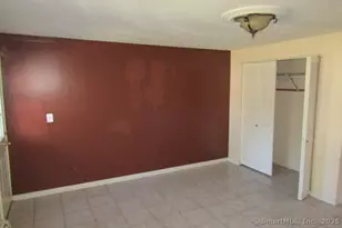 214 Burnsford Ave, Bridgeport, CT 06606 - Photo 5