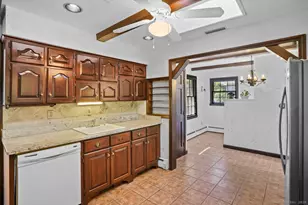 10 Aragon Dr, Trumbull, CT 06611 - Photo 11