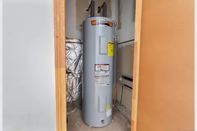 333 Hillside Avenue #APT 10, Torrington, CT 06790 - Photo 27