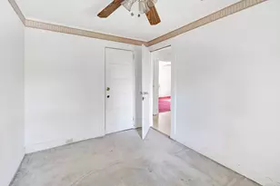 22 Sims St, Bridgeport, CT 06604 - Photo 19