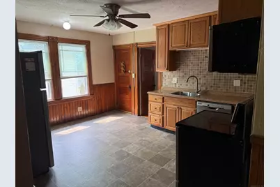 7 McConn Avenue, Enfield, CT 06082 - Photo 3