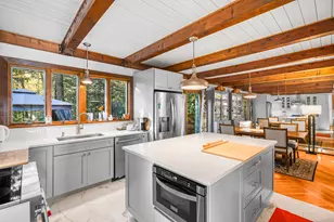 21 Christmas Tree Hill, Canton, CT 06019 - Photo 5