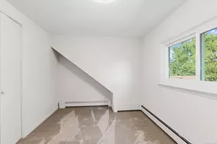 196 Woodrow Ave, Fairfield, CT 06890 - Photo 19