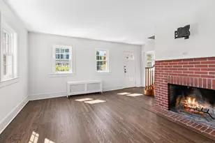 196 Woodrow Ave, Fairfield, CT 06890 - Photo 3