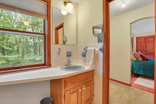 200 N Farm Rd, Middlebury, CT 06762 - Photo 33