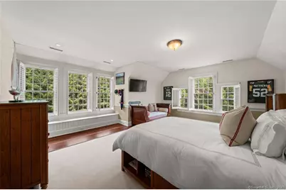 62 Summersweet Lane, New Canaan, CT 06840 - Photo 29