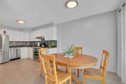 30 Woodland Street #APT 5H, Hartford, CT 06105 - Photo 9