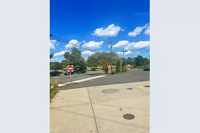 708 Silas Deane Highway, Wethersfield, CT 06109 - Photo 9