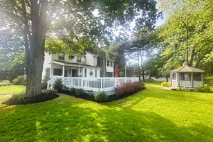 121 Lewis Rd, Trumbull, CT 06611 - Photo 29