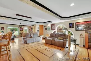 5 Stegos Dr, Wallingford, CT 06492 - Photo 9