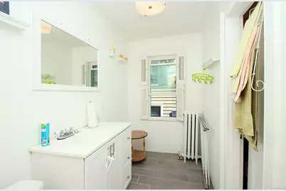 181 Buckingham Street, Waterbury, CT 06710 - Photo 25