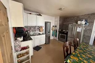 195 Lenox Ave, Bridgeport, CT 06605 - Photo 5