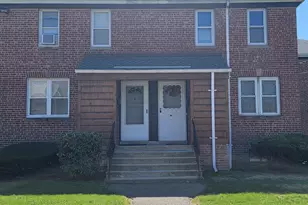 132 Virginia Ave, Bridgeport, CT 06610 - Photo 1