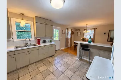 264 Pearl Lake Road, Waterbury, CT 06706 - Photo 7