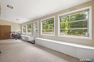 15 Lin Sal St, Windsor Locks, CT 06096 - Photo 31